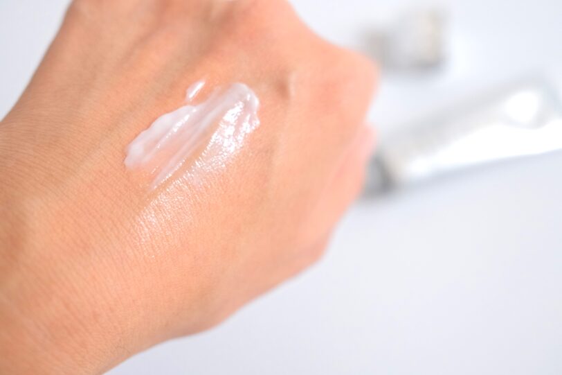 口コミ悪い？効果は本当？シミュート美白*クリームの本音レビュー